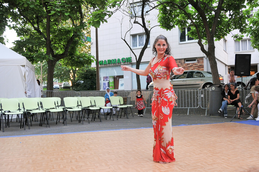 Maison de Quartier Champs Elysees Evry - Danse Orientale 142.jpg